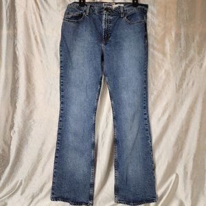 Pre-owned Old Navy size 12 bootcut just below the waist 97% cotton jeans